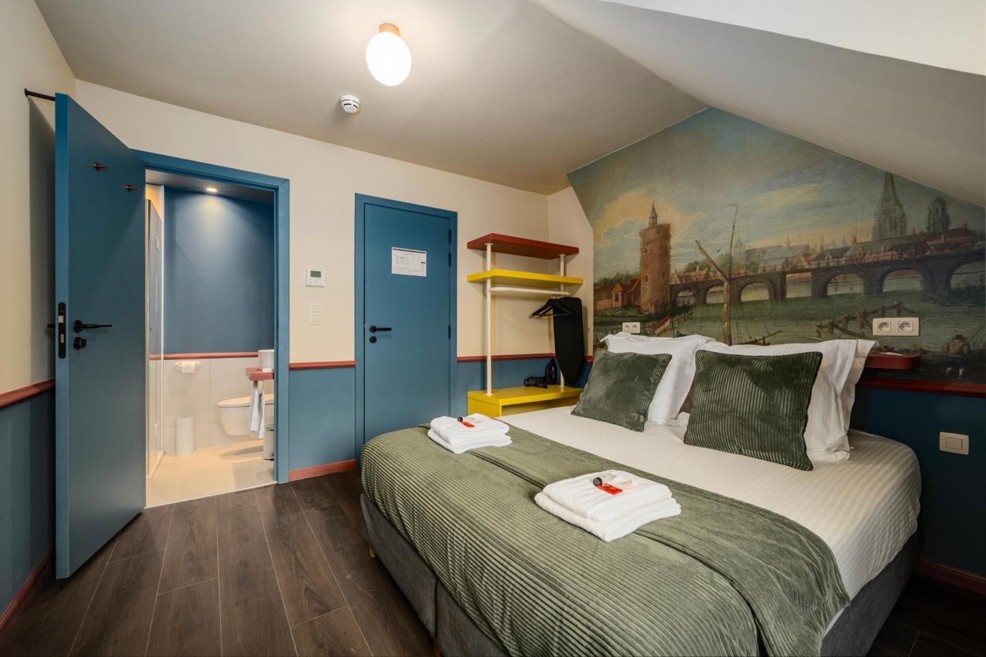 The Queen's Twelve By Romy&travis Aparthotel *