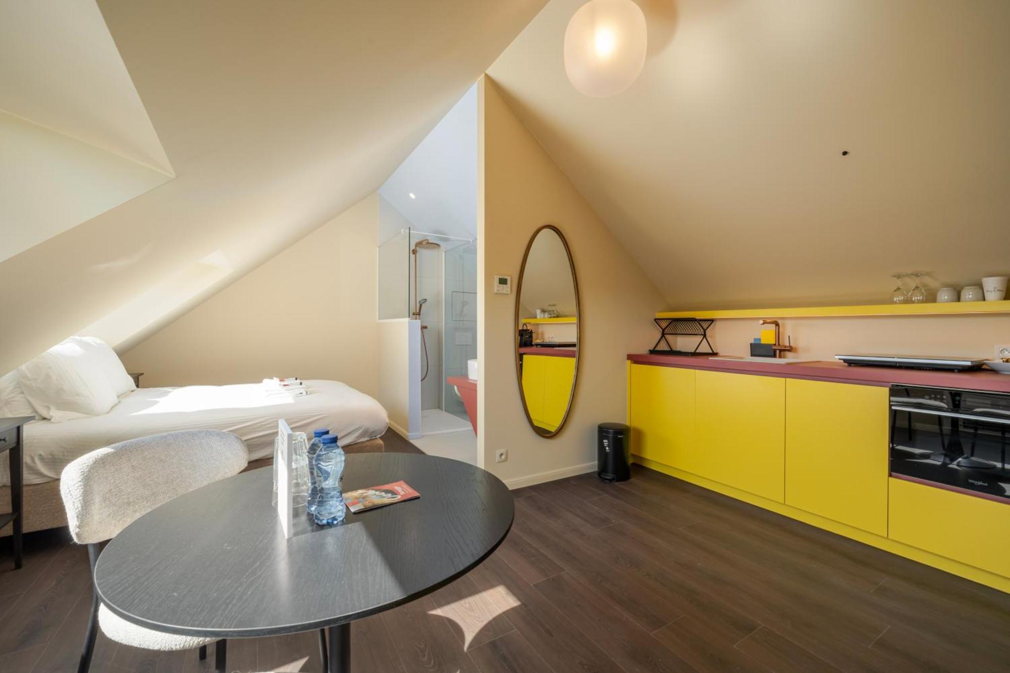 Appart hôtel The Queen's Twelve By Romy&travis